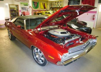 1971 Challenger Hemi Clone