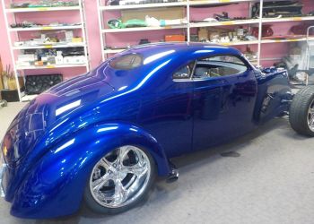 1937 Ford Hot Rod