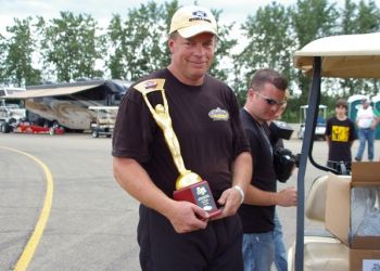 200 Winner-Joey's Trophy