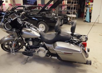 2017 Harley Road King Paint Change From Blue to Atominic Silver