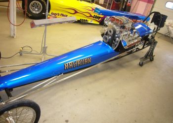 HAWAIIAN lettering painted on